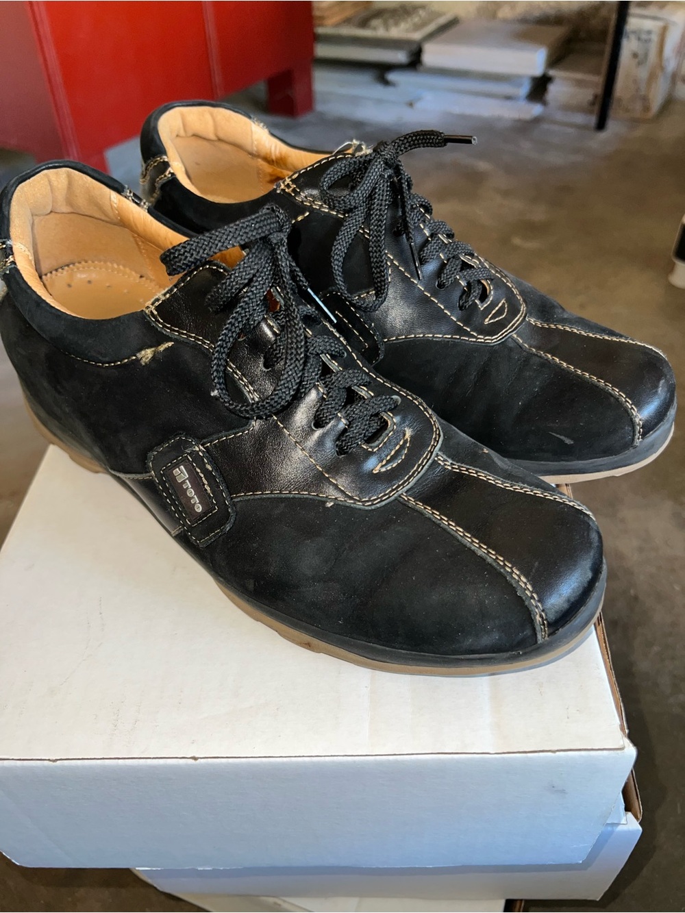 Black Men's Casual Lace-Up Shoes